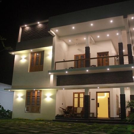 Lamino Homestays And Houseboats Alappuzha Exterior photo